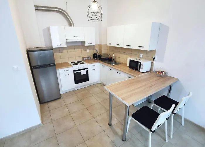 アパート Seven *